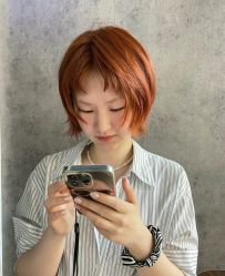 -BULB STUDIO 巴柏明星发型工作室