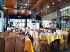 -鹏城人家海鲜酒家·23年老字号(较场尾店)