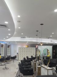 -八佰伴8008星级形象店