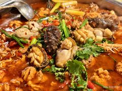 -牟记江湖重庆地标特色菜鱼蛋海鲜羊蝎子(巴南区黑金冠十多年好店)