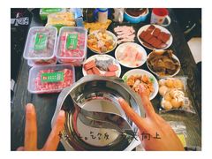 -锅圈食汇火锅烧烤食材超市(聚贤路店)