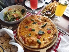 -自然食集西餐厅(泰晤士小镇店)