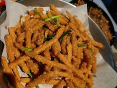 -巴厘龙虾·榜首油焖大虾(音乐学院·沿江酒馆店)