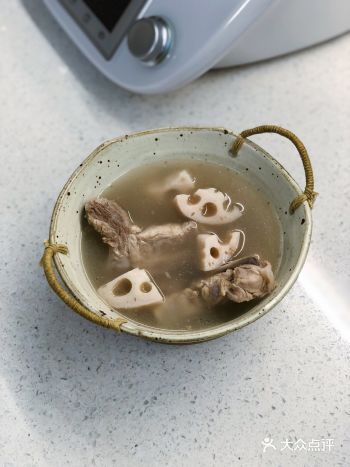 误入藕花深处｜春天莲藕这样吃