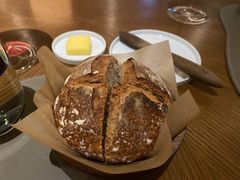酸种面包佐黄油-Amber(置地文华东方酒店)