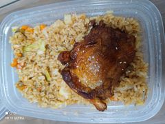 -玛格萝妮比萨屋(陆家浜路店)
