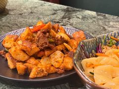 特色馕炒肉-东方亚克西餐厅(西康路店)