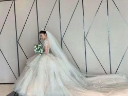 -欣薇婚纱(新源乐汇城店)