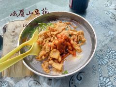 -张公桥美食街
