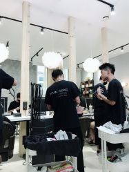 -HAIR HERE造型