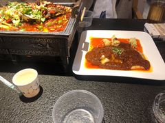 -万重锦·人文川菜馆(骡马市店)