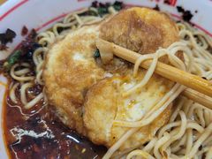 -叶伟胡辣壳面(两路口店)