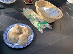 -笑来喜馄饨小笼工坊店(湖滨街店)