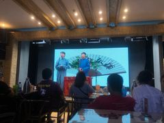 -嘻哈包袱铺(交道口店)