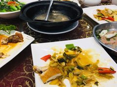 -金瑞轩大酒楼·顺德鱼生·粤菜海鲜(东江国际店)