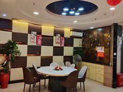 -尚品海鲜肥牛自助火锅(湖明店)