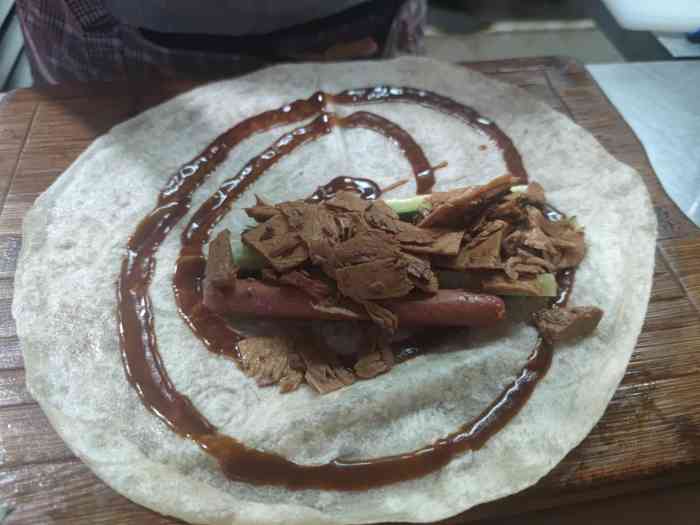 阿哥卤肉卷(双林中横路店)-"[薄荷]环境:位置在双林中路～非常小的.