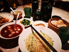 蟹粉汤包-松鹤面馆·古法焖肉面(观前店)