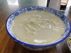 -雪琴面馆富安特色鱼汤面(城中花园店)