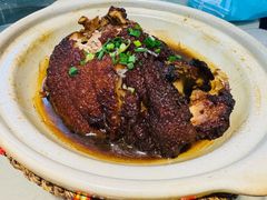 -老码头黑皮肘子锅包肉(赣水路店)