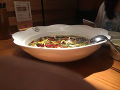 -江渔儿酸菜鱼(映月湖环宇城店)