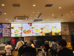 -小杨生煎(金山百联购物中心3楼店)