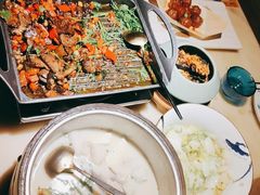 -佬麻雀·新湘菜(珠海金发购物中心店)