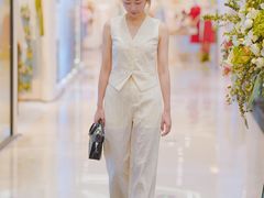 -八佰伴华地百货(宜兴店)