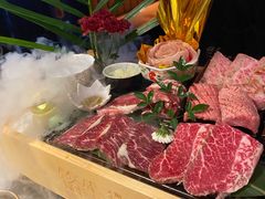 -铭牛烧肉·和牛海鲜自助(高新月牙湖店)