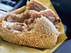 烧饼夹肘子-京容合·老北京烧饼夹肉(珠江八区店)