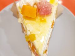 杨枝甘露切角-卷们·现制生日蛋糕·蓝风车动物奶油(金源店)
