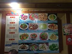 -秦小龙驴肉火烧馆