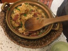 腊味煲仔饭-椰子营·椰子鸡火锅(万象里店)