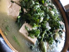 -华龙特色大骨鸡农家菜馆