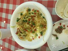 -鲁班小馆(政四街店)