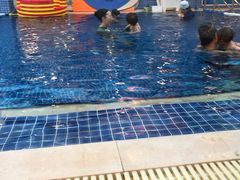 -戊辰亲子游泳俱乐部