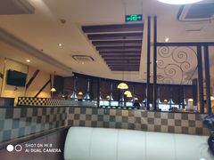 -爱丽丝牛排西餐厅(光谷步行街店)