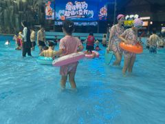 -青岛东方影都融创水世界