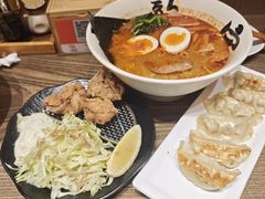 -无敌家现熬骨汤拉面(颐堤港店)