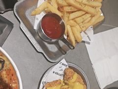 -W COLLECTIVE  DESSERT SHOP