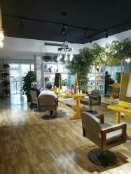 -明洞造型精品烫染