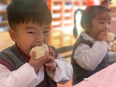 -上海青草地幼儿园