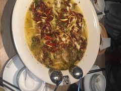 -桂二老坛酸菜鱼(三街两巷店)