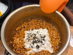 -肉甲韩国木炭烤肉(新壹街1店)
