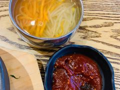 -吴草鸡爪오초닭발韩食堂(融恒盈嘉中心店)