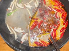 -巴隆门重庆老火锅(太湖路店)