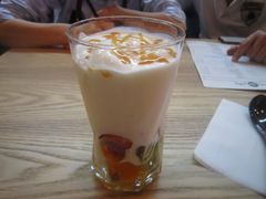 鲜果酸奶冰淇淋-海岩咖啡(茂业天地店)
