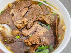 -黃牛牛肉面馆
