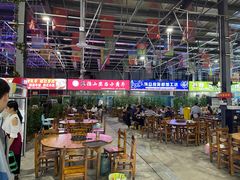 大堂-五指山生态小黄牛(皮皮虾海鲜广场店)