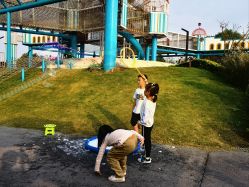 -季高兔窝窝亲子园(上海薰衣草公园店)